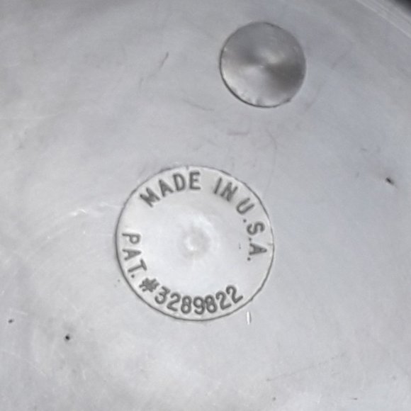 Vintage Wig Box or Hat Box Tall Narrow Suit Case Mod 60s Art Deco Contempo Hard - Picture 14 of 16